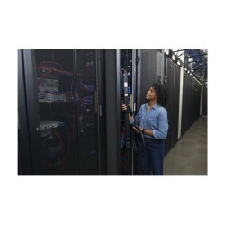 APC Rack PDU 9000 Switched ZeroU 32A 230V 21 C13 3 C19